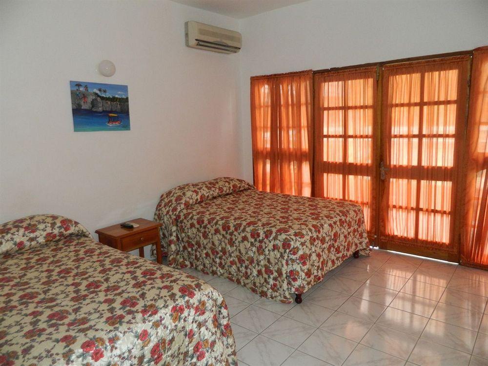 Pure Oasis Resort Negril Exterior photo