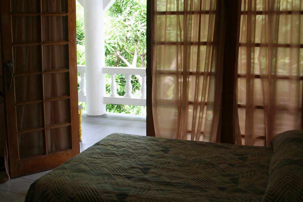 Pure Oasis Resort Negril Exterior photo