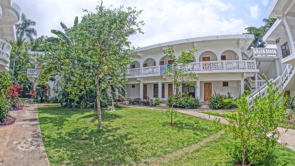 Pure Oasis Resort Negril Exterior photo